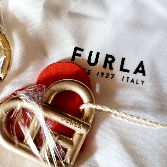 FURLA Keychain Bag Charm Red Heart - Picture 4 of 6